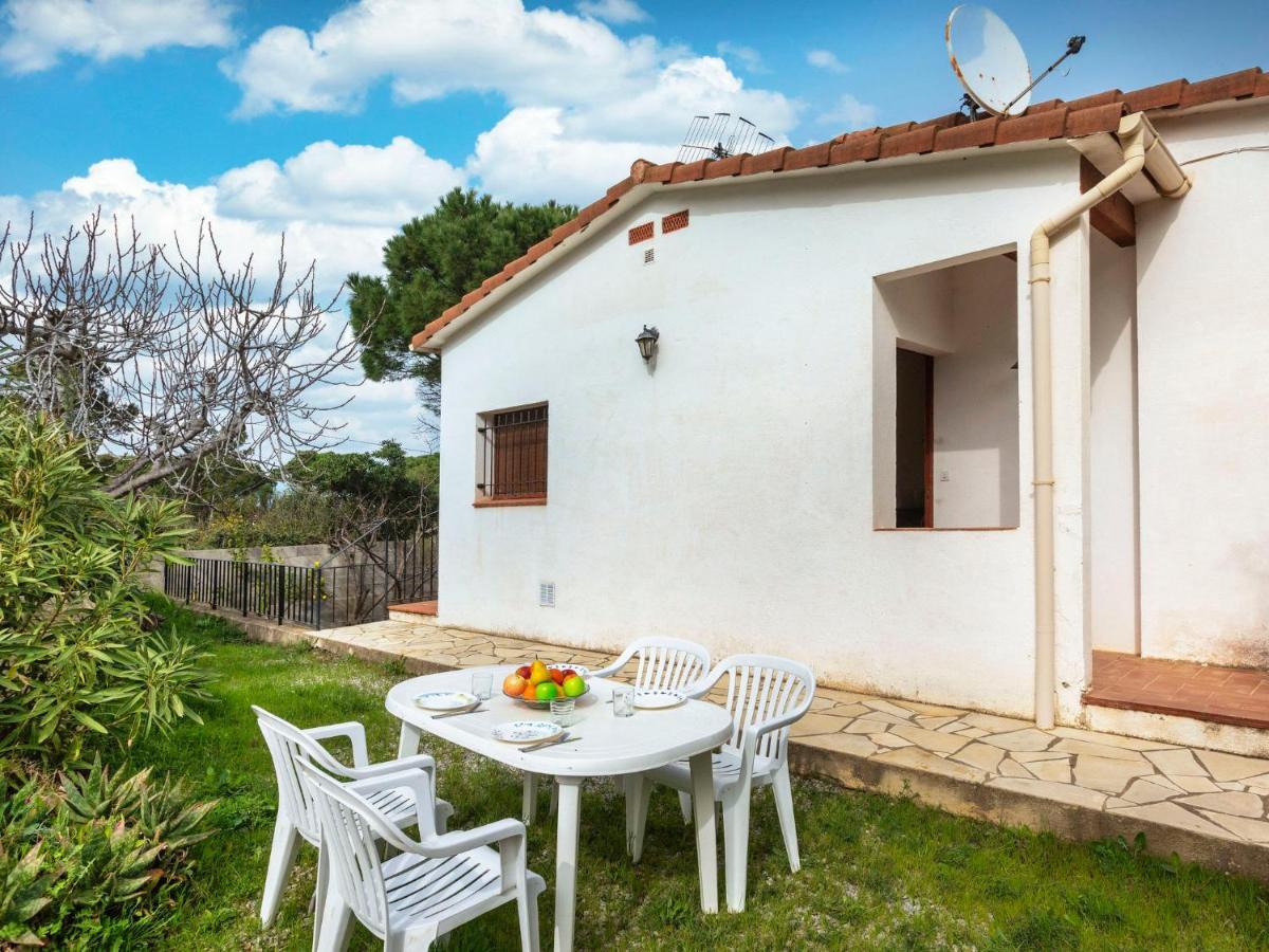 Apartment Sarnella Llança Esterno foto
